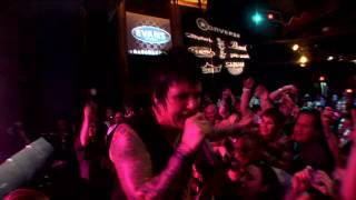 Papa Roach &quot;Lifeline&quot; | Live