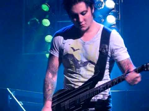 Avenged Sevenfold - Syn's Solo Live