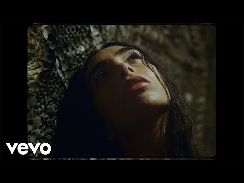 Ellynora - Niña Blanca (Official Video)