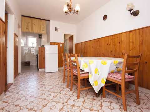 Apartments Mario 1272 - Zaboric - Croatia