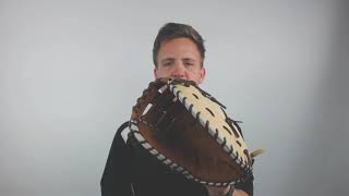 Video thumbnail: Easton Small Batch #39 12.75 Inch First Base Mitt: K70-39