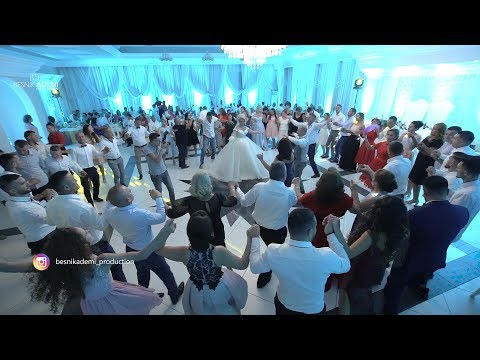 Mos e humbisni! Dasmoret gjithe ne valle me Luj Qyqek, Valle Kosovare etj.  (Ermal & Adelina)