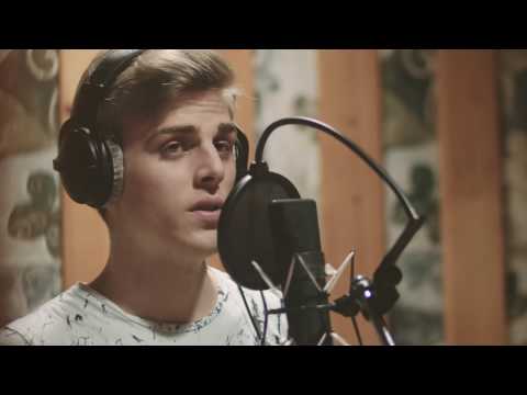 Blech Brass Brothers - In meine Arm (Offizielles Video)