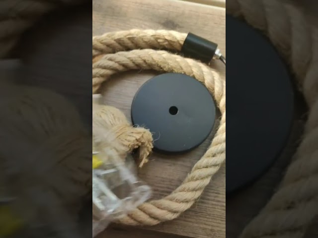 Vídeo relacionado con ULTNICE Pizarra Decorativa Colgante De Doble Cara Reutilizable Para Mensajes Con Cuerda Para Decoración De Pared 9X6.7 Pulgadas