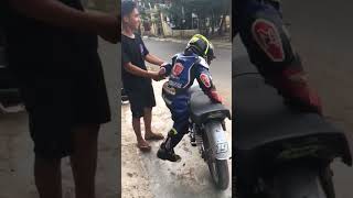 Download lagu Lucu bocil naik RX king mp3 Download lagu Lucu bocil naik RX king mp3