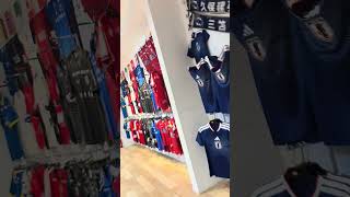 日菜チャンネル！#サッカー日本代表 グッズがうってるショップに行ってきたよー🤗#イオンモール岡山