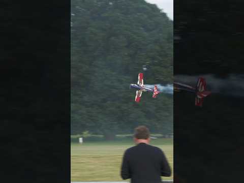 Sukhoi flat out knife edge pass #radiocontrol #aviation #westonpark