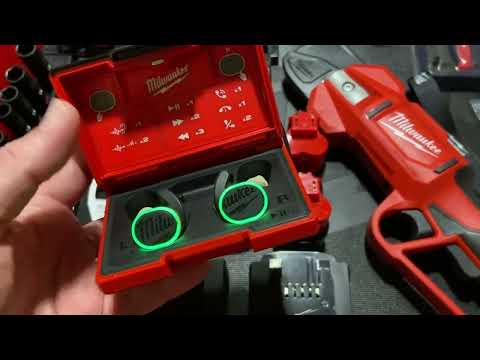 MILWAUKEE REDLITHIUM USB Bluetooth Jobsite Ear Buds Review
