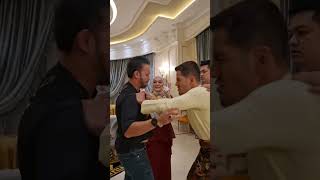 Download lagu DS ALIFF SYUKRI BERTUMBUK DENGAN SUAMI YANA SAMSUDIN #viRAL mp3 Download lagu DS ALIFF SYUKRI BERTUMBUK DENGAN SUAMI YANA SAMSUDIN #viRAL mp3