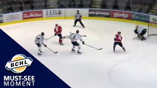 Must See Moment: Josh Van Unen dishes the puck behind his back to Tyler Kostelecky for the goal