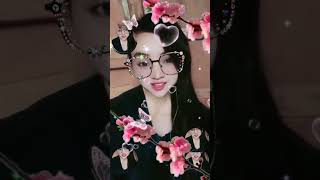 Download lagu Hiburan dunia halu mp3