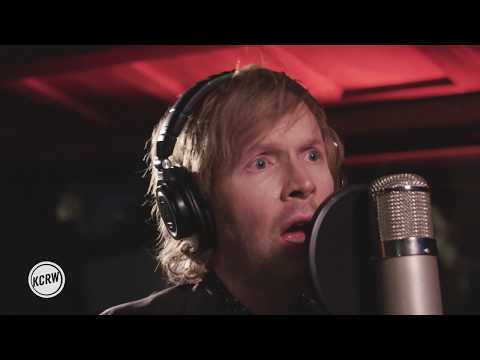Beck performing "Dreams" Live on KCRW