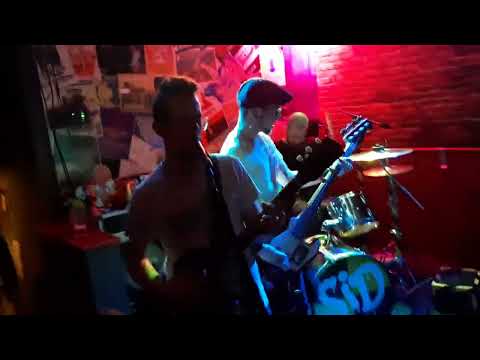 Sid chante The Offspring au Marquis de Sade 28 01 2023 Rennes