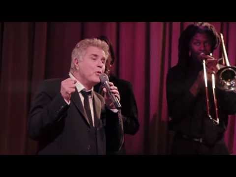 Steve Tyrell performs 