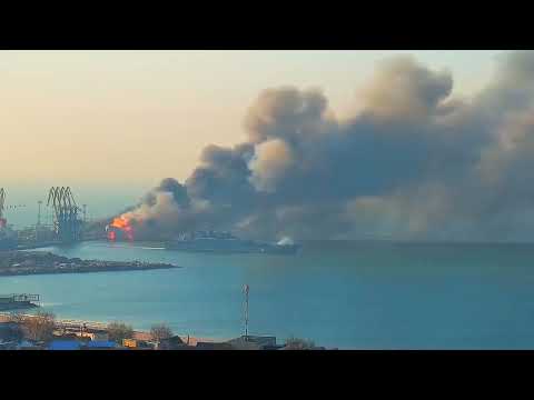 Explosion of Russian WarShip After Destroyed By Ukraine Navy || Ukraine Russia War Footage