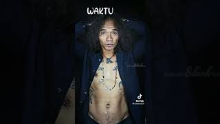 Download lagu kk slank kupu kupu liar ku. mp3