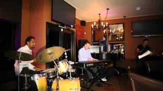 Uptown Lounge presents Justin Claveria Trio p4