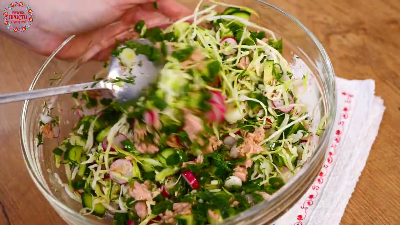 Салат из капусты - просто добавь тунец в капусту и ваши родные попросят добавки