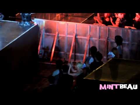 [Fancam] 130330 MC Sunny backstage moment @ SJC (FROM PROJECT ZONE)