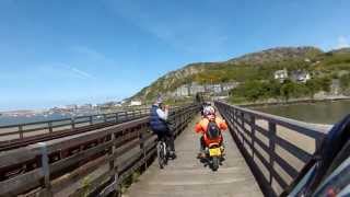 preview picture of video 'Crossing the Barmouth Bridge on Monkey Bikes'