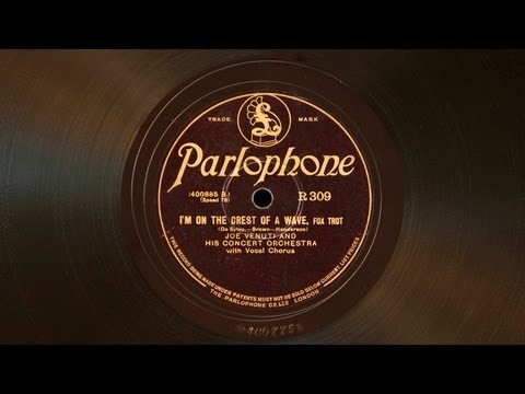 I'm On the Crest of a Wave • Joe Venuti and His Concert Orchestra (Victrola Credenza)