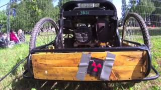 Grannies Smoking Pipes - Elä kerralla enemmän