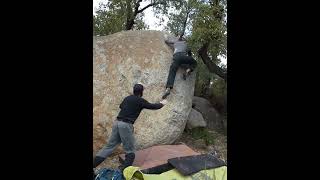 Photo of problem Balance l'élixir in La Jonquera boulder Area