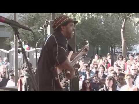 Victor Wooten, Steve Bailey, Derico Watson - Bass Extremes (Live)