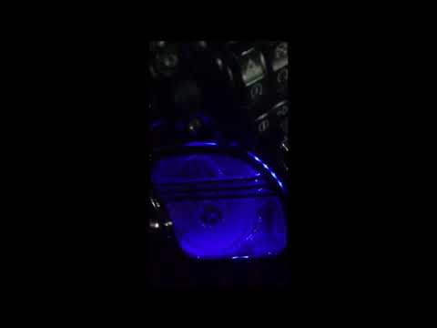 SHIMMY'S  DEMO ON HIS 8" speaker pods and also 6" x 9" in dash