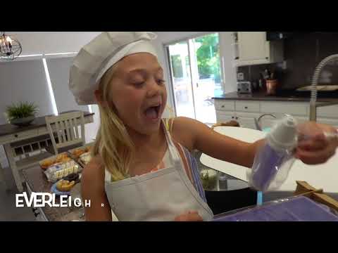 The New Pen That Writes in Chocolate | Super Cute Ambassador Moments!