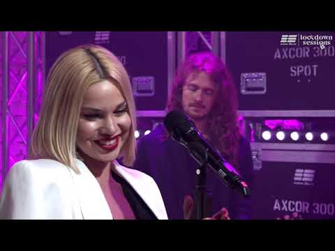 Samanta Tīna live at 3S Lockdown Sessions (2020)