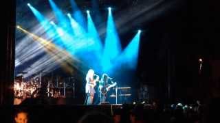 Heart Covers Led Zeppelin's - BATTLE OF EVERMORE - Amercias Cup San Francisco - August 27, 2013