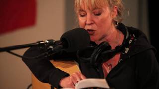 Kristin Hersh - reading from "Rat Girl" and performing "Hook In Her Head" (Live On KEXP)