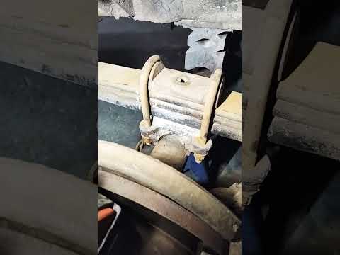 How to adjust a rear axle alignment #alignment #mechanic #automotive #sprinter