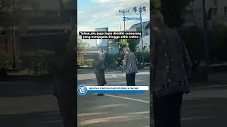 Download lagu Momen Kebersamaan Kakek & Nenek Bikin Hati Terenyuh mp3 Download lagu Momen Kebersamaan Kakek & Nenek Bikin Hati Terenyuh mp3