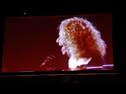 キャロル・キング & ジェームズ・テイラー - ビューティフル - MSG 6-16-10.MP4 (Carole King & James Taylor - Beautiful - MSG 6-16-10.MP4)