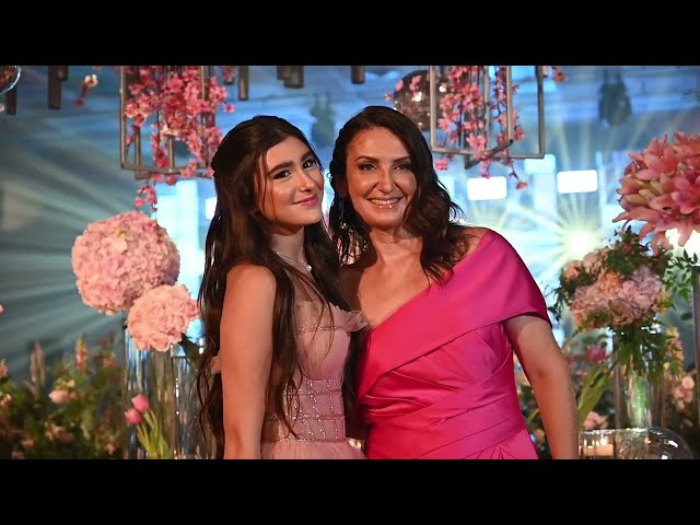 Festa de 15 anos da Maria - Tênis Clube Santos S.P - Flavia Ribeiro Festas - Marcelo Fabiano Fotografia e Vídeo'