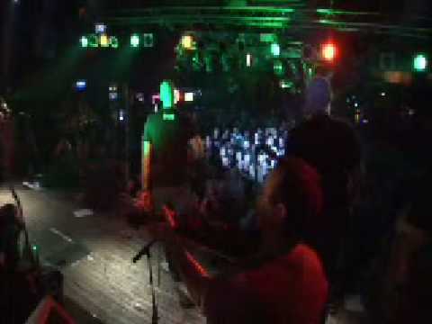 Romantikus Erőszak - Büszke Botond