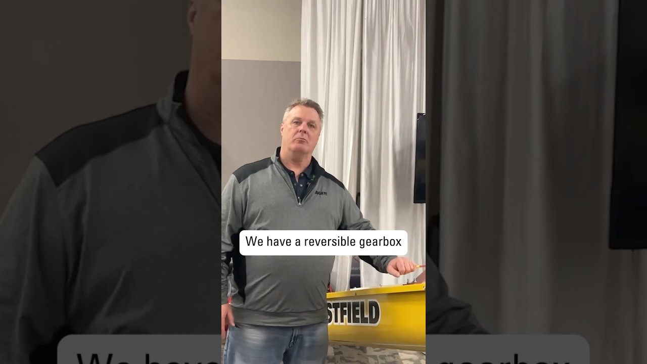 The reversing gearbox on the UTX auger comes with shifting linkage and lockout. #farmequipment #farm