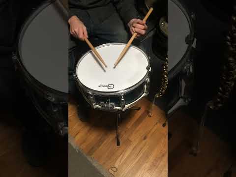 #shorts #snaredrums #snare #snares #snaredrum #drumming #drumsolo #drummer #drums #drum #drumcam