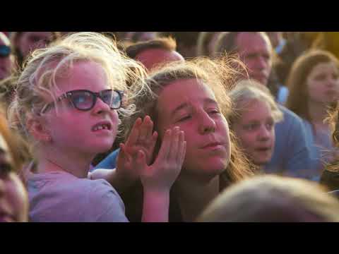 Q-Beach House: Dit was het Sunset Concert van Emma Bale!