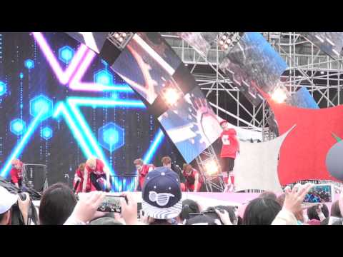 130701 Hong Kong Dome Festival - EXO Wolf