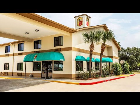 BigCityHotels • Review Super 8 by Wyndham League City/Kemah Area