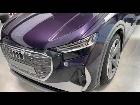 Audi Q4 50 e-tron quattro in Aurora Violet @IAA2021