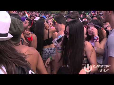 twoloud vs. Danny Avila - Rock The Place (live at UMF 2014)