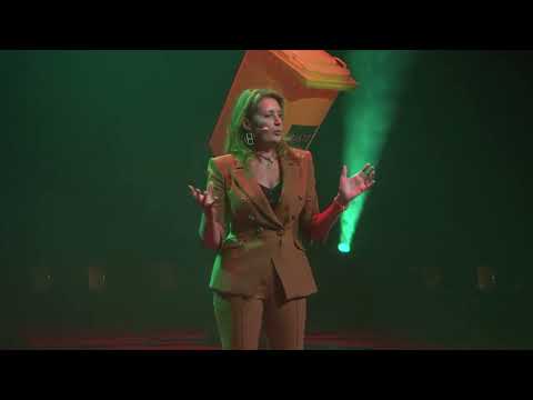 Social investments: a double return  | Laurina Nieukerke | TEDxHaarlem