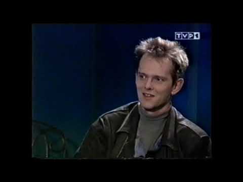 Darek Dusza przepytywany przez Macieja Orłosia w programie "Oko w Oko". 199? rok