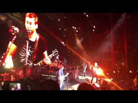 Videoclip de Someday (Live From Red Rocks) — Nickelback