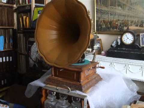 "Polka des Bebes" Novelty Pathe disc Pathe Disque 6693