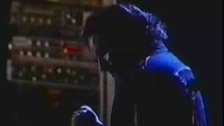 Bono (U2) sings &quot;Molly Malone&quot; (live)